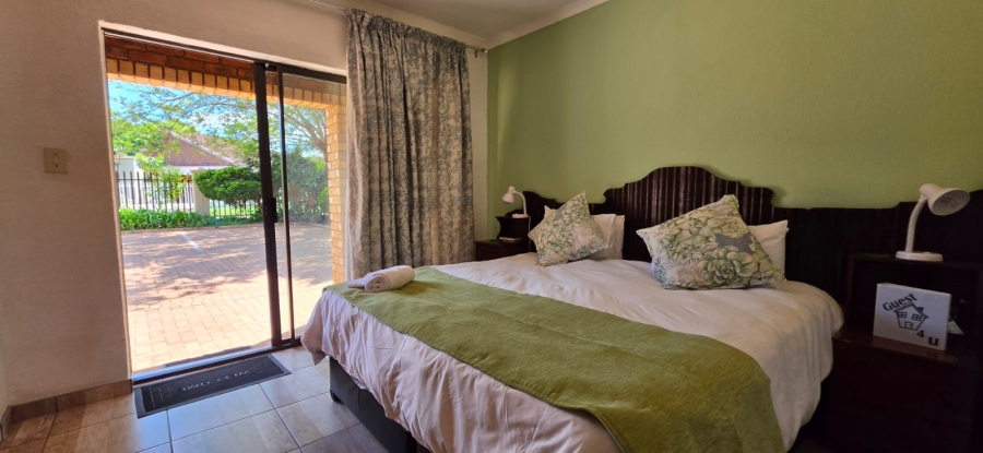 Commercial Property for Sale in Flamwood North West